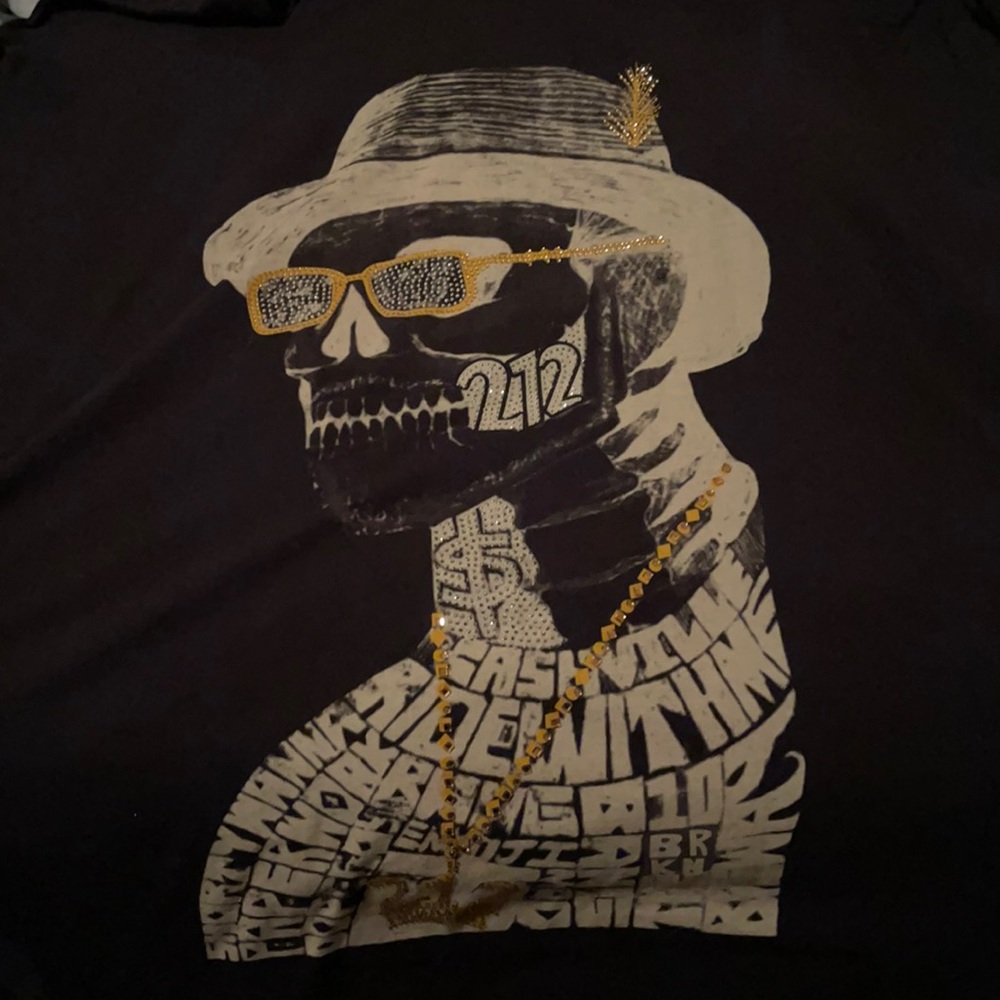 Black and gold skull shirt
